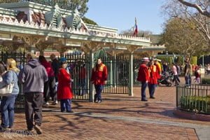 After much anticipation, victims were either turned away or opened their wallets at Disneyland's main gate.