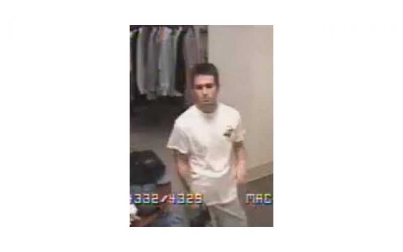 Shoplifter steals 7 pairs of Ray-Bans