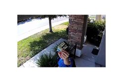 Home Security Cam Catches $1,500 Good Deed