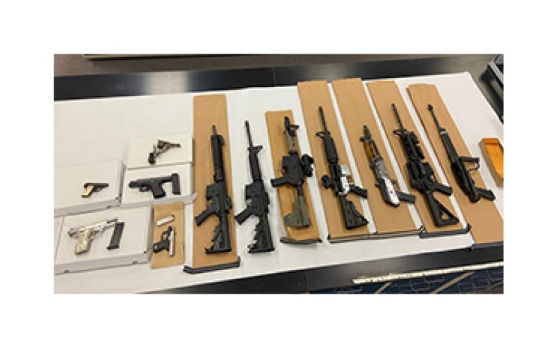 3 gang members caught on weapons charges