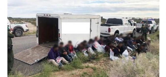 Agents arrest man accused of smuggling 42 people over El Centro border