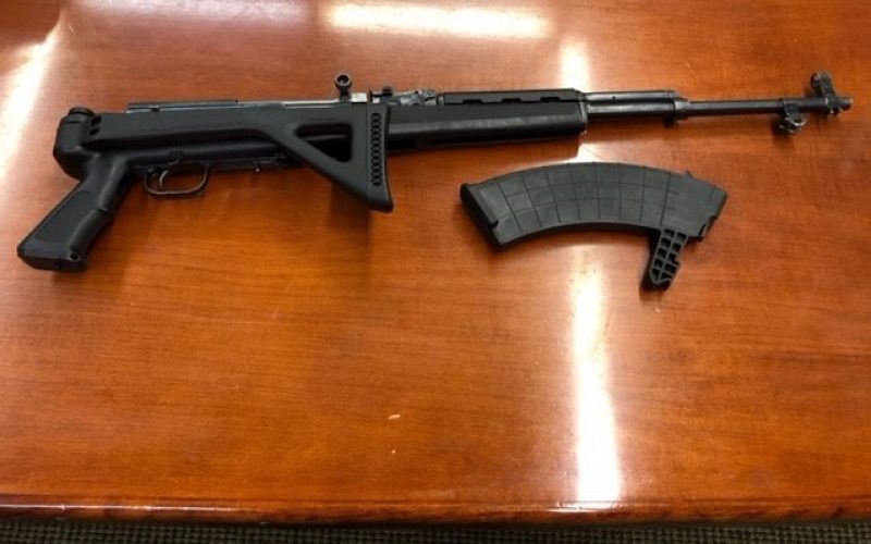 Kern County deputies cap off April with two illegal weapons arrests