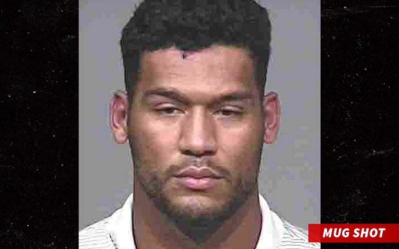 NFL’S ZAVEN COLLINS ARREST VIDEO CARDS’ 1ST-ROUND PICK BEGGED COPS TO NOT ARREST HIM … During Speeding Stop