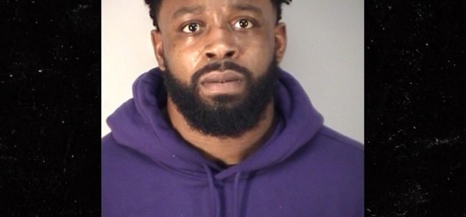 NFL’S LERENTEE MCCRAY ARRESTED … Allegedly Flipped Off Cops In High-Speed Chase