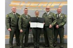 Correctional Officer receives Honors during Ceremony